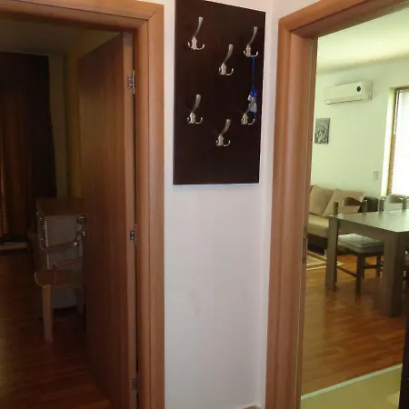 Ganz Real Estate Sarafovo 3
